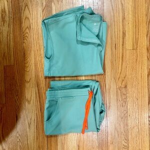 Jade Figs Rafaela & Yola Scrub Set